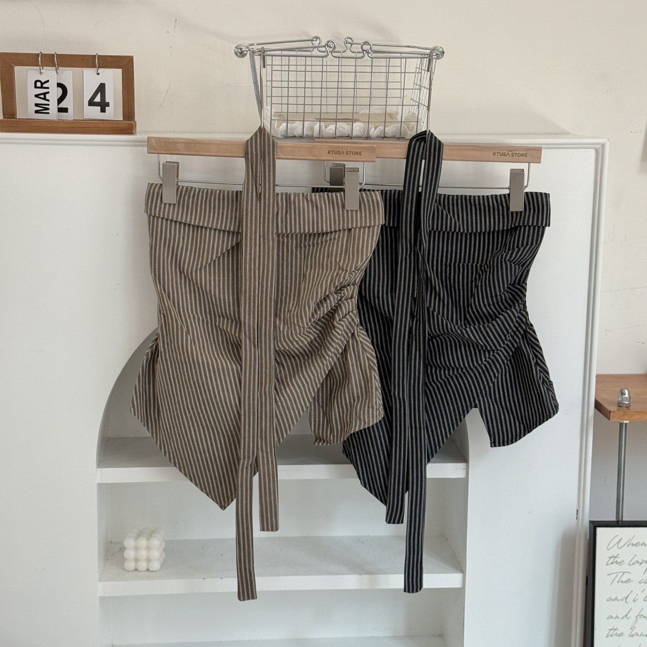 8566 側邊抓皺條紋平口上衣 (R)