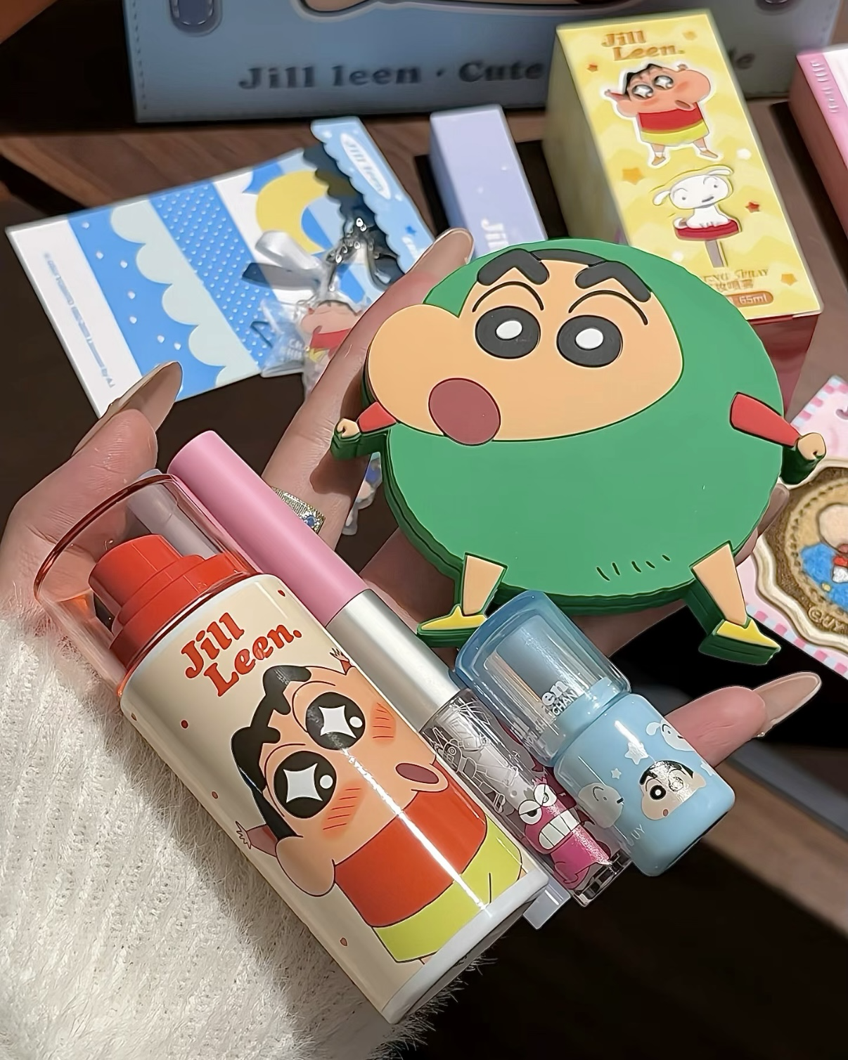 <正版授權>JILL LEEN x 蠟筆小新 聯名禮盒 腮紅 護唇膏 唇釉 散粉