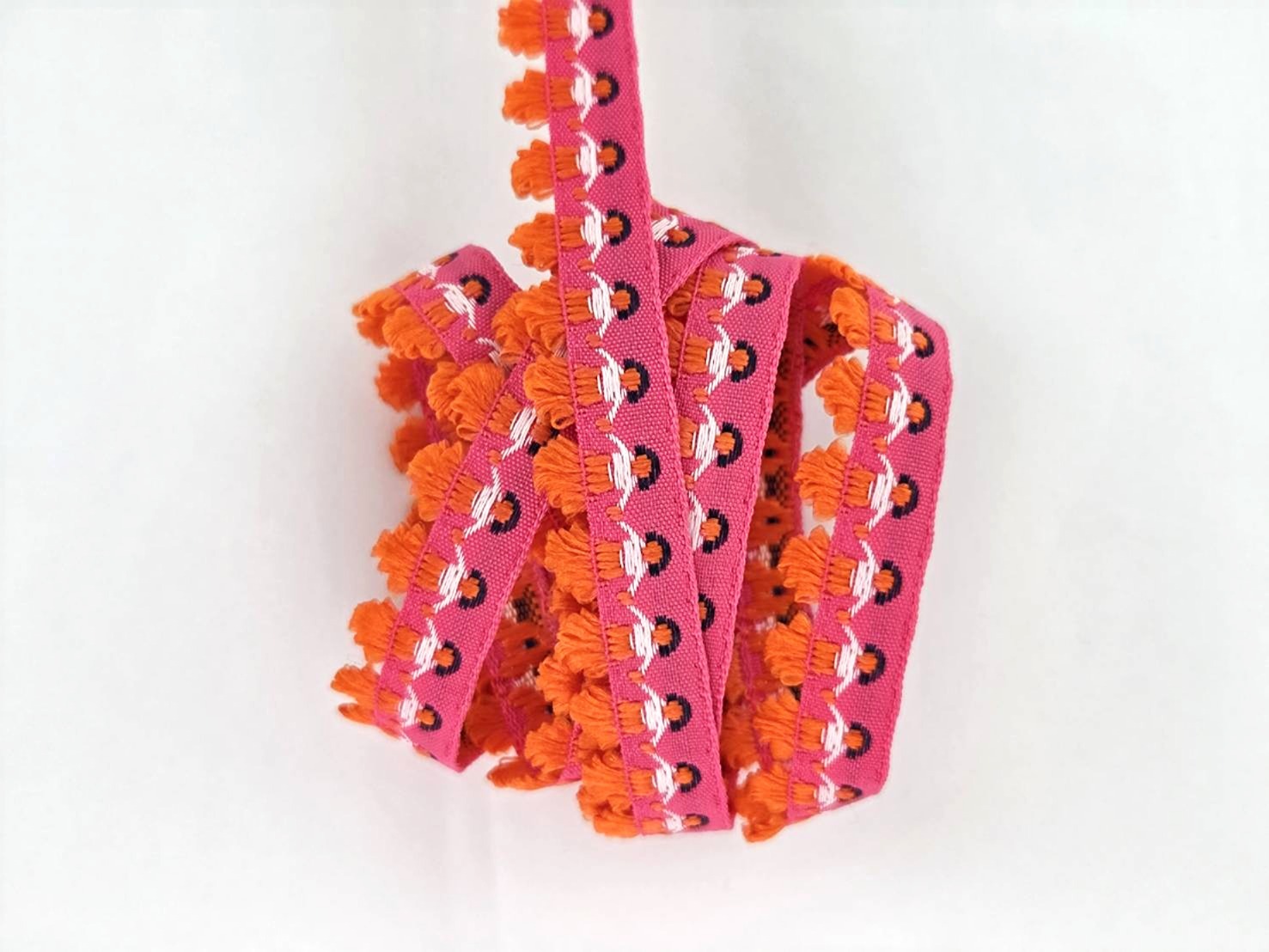 裙擺搖搖阿囉哈提花