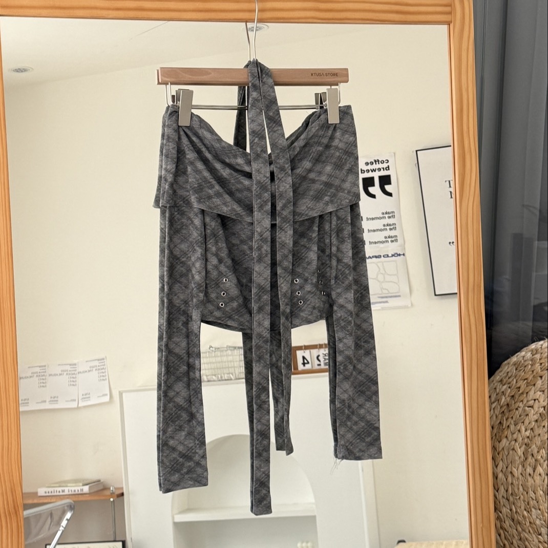 9636菱格紋繞脖一字領上衣(R)