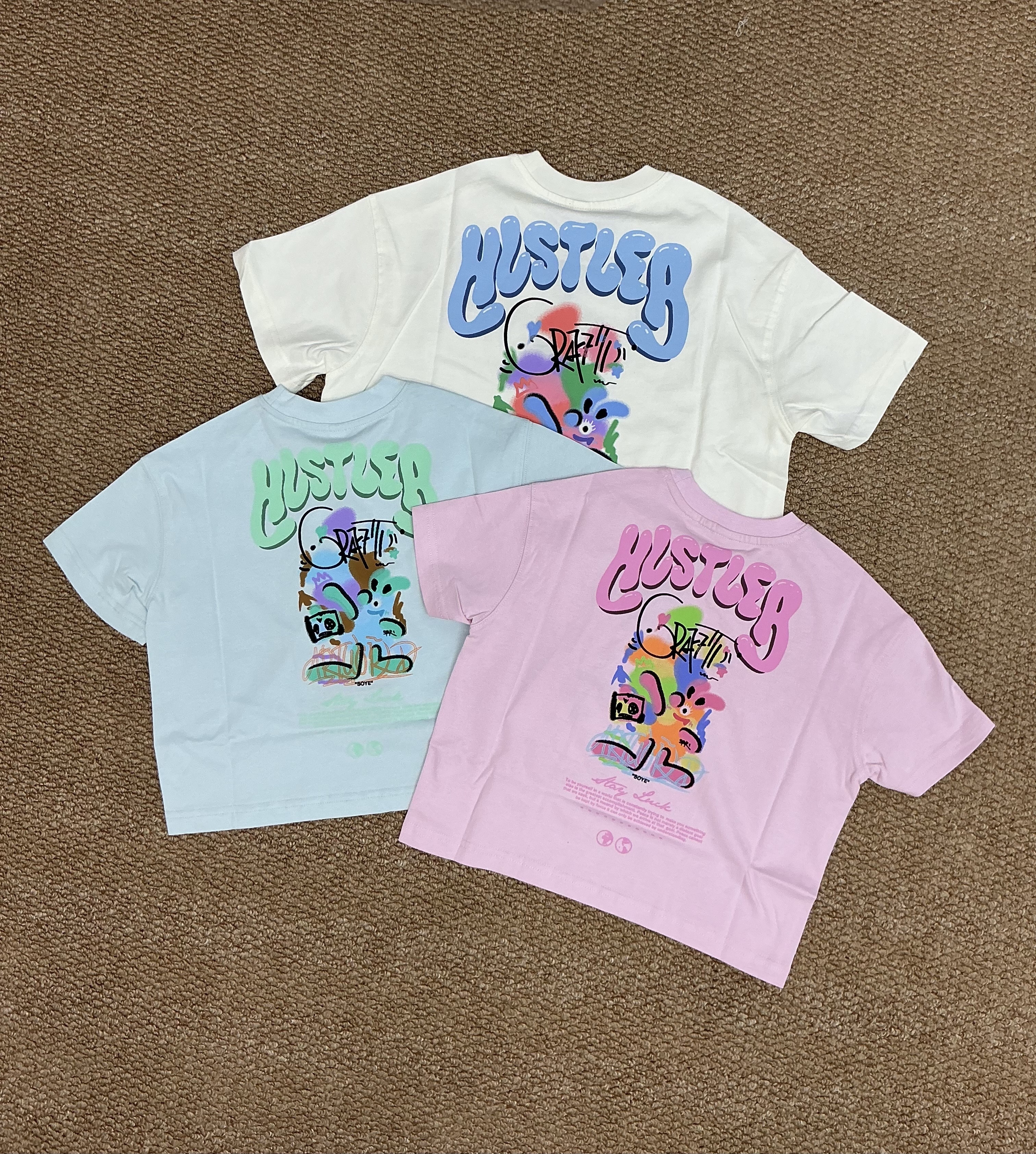 A04726設計師品牌彩色印花上衣