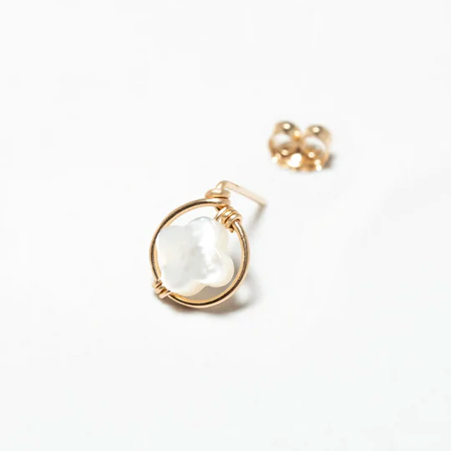 1YA0326-188 [YAY PARIS] Swan Star Chips Mother Of Pearl Laminated Gold #300sisw102 (EU)