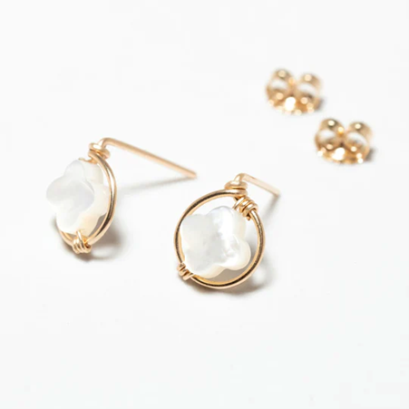 1YA0326-188 [YAY PARIS] Swan Star Chips Mother Of Pearl Laminated Gold #300sisw102 (EU)