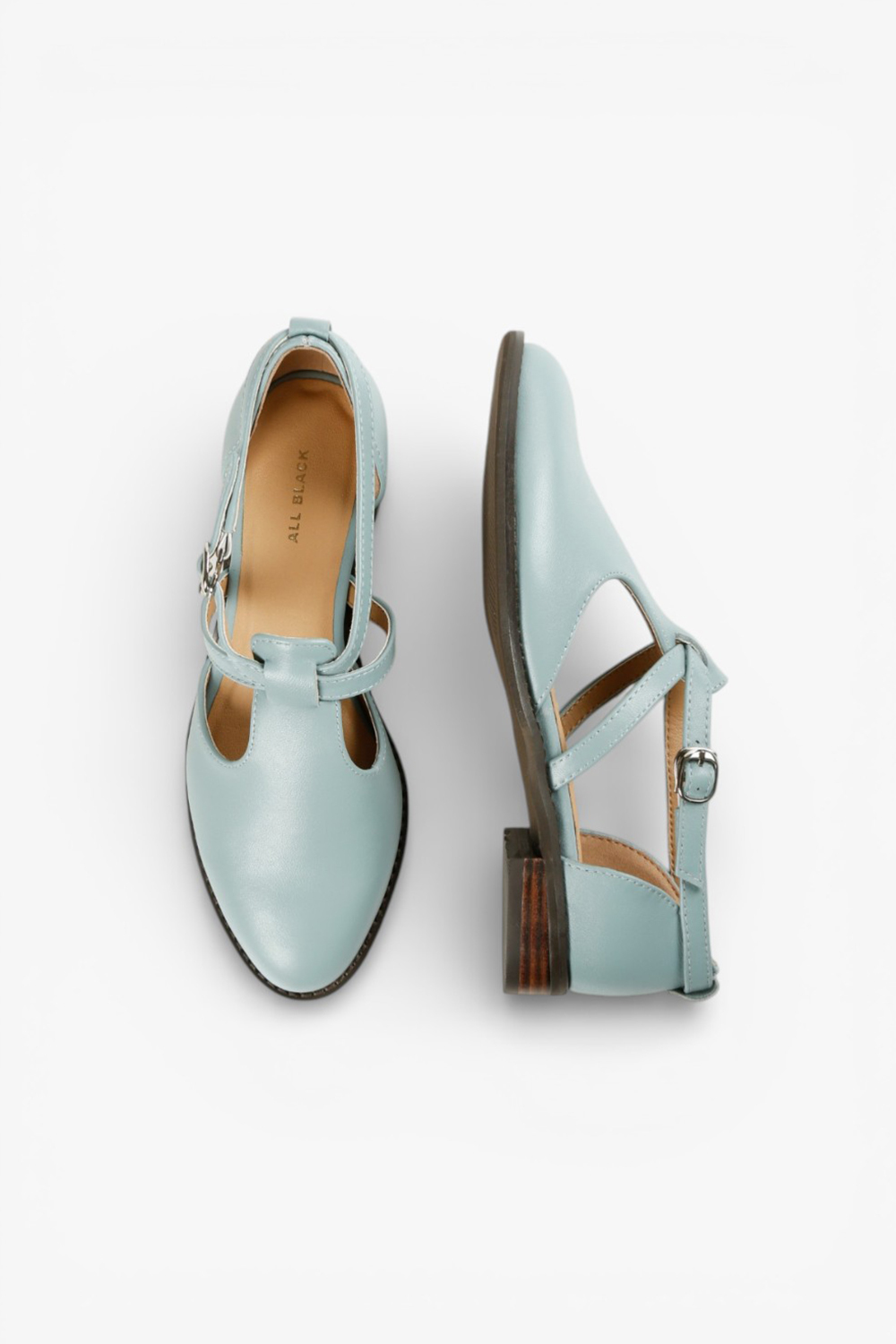 Gravity 圓頭舒適低跟鞋