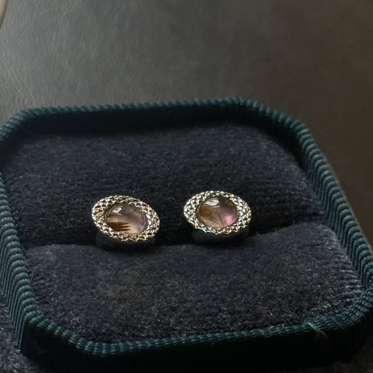 [原石] 紫鈦晶 水晶耳環