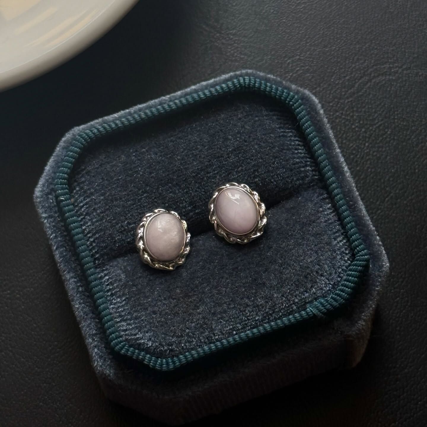 [原石] 紫鋰輝石 耳環