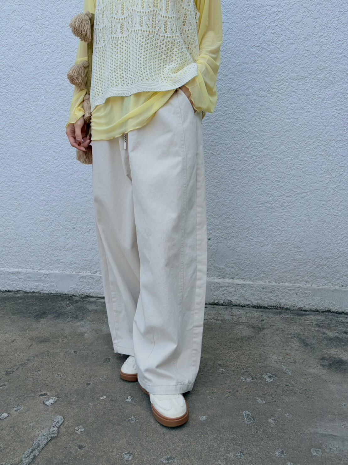 褲腳車線刷色抽繩寬褲3028Y12