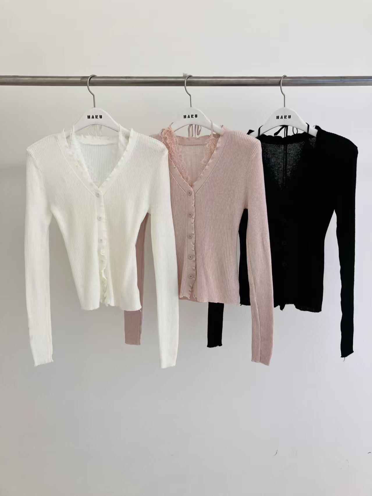 HU6008 蕾絲内搭直坑紋外套