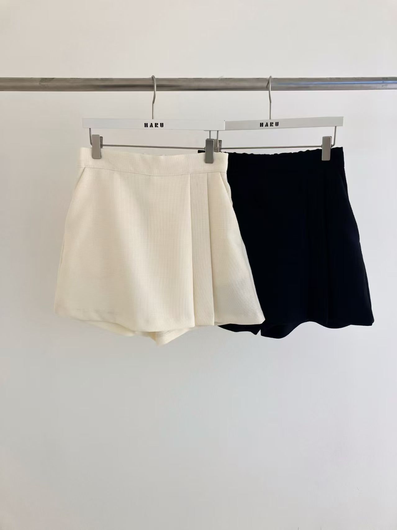 HU6043 樹紋後橡根裙褲