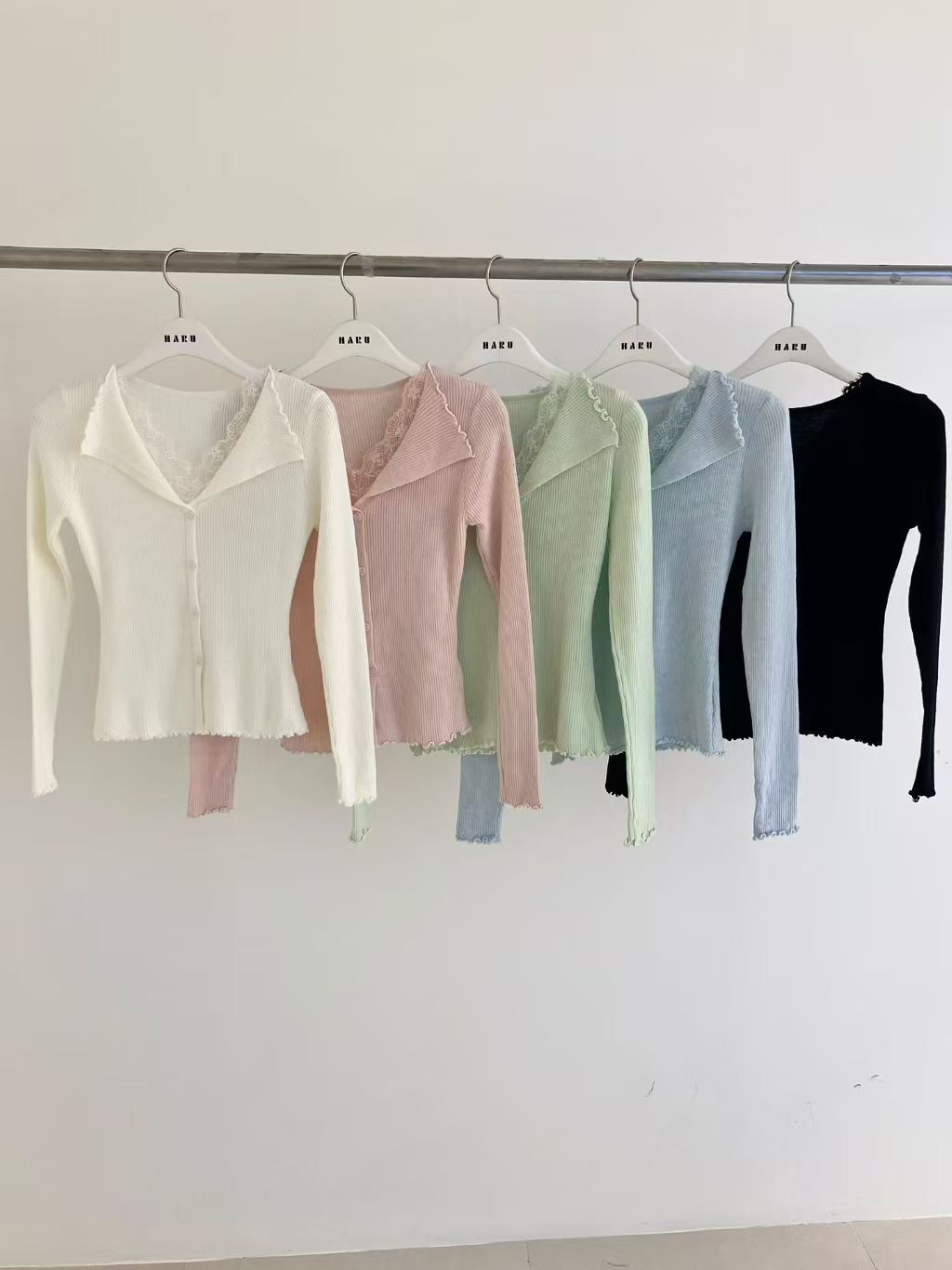 HU6044 樹紋蕾絲内搭V領外套