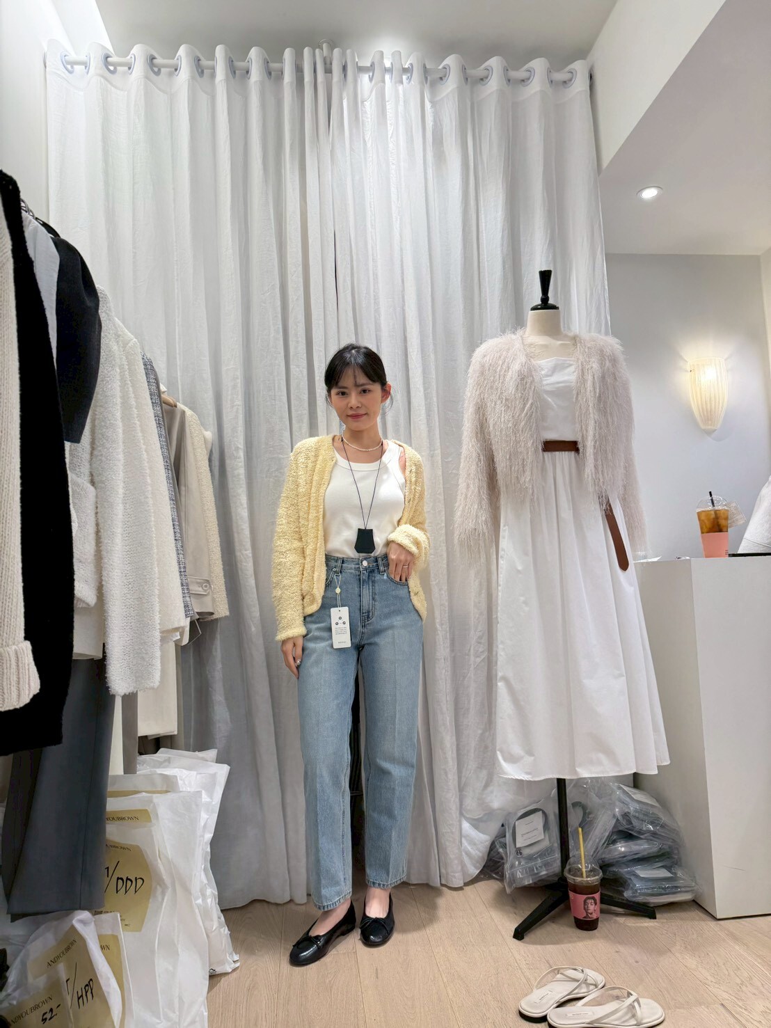 AY5529 洗水收腳牛仔褲