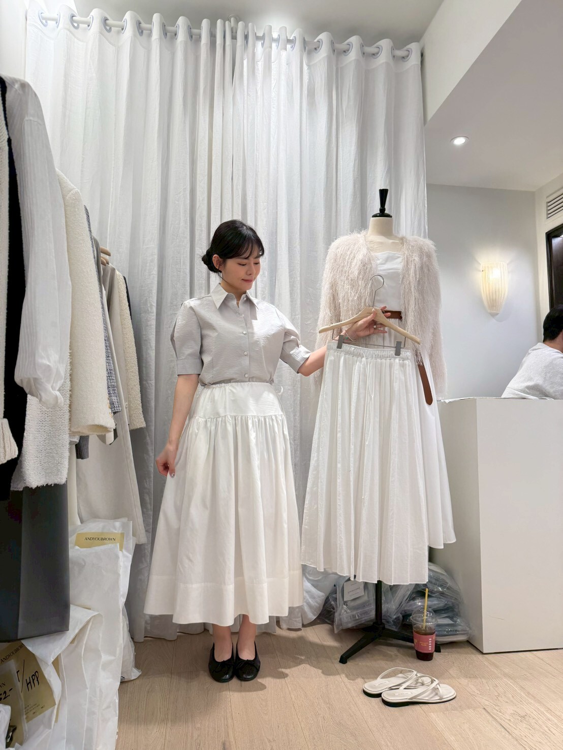 AY6015 側鈕扣澎澎長裙