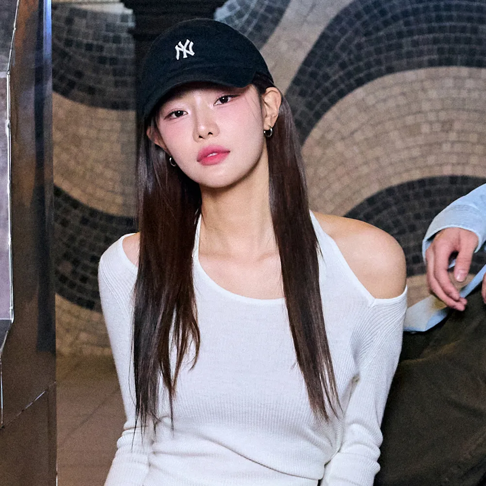 MLB 韓版 小LOGO CAP [18色加入!] "KARINA代言款"