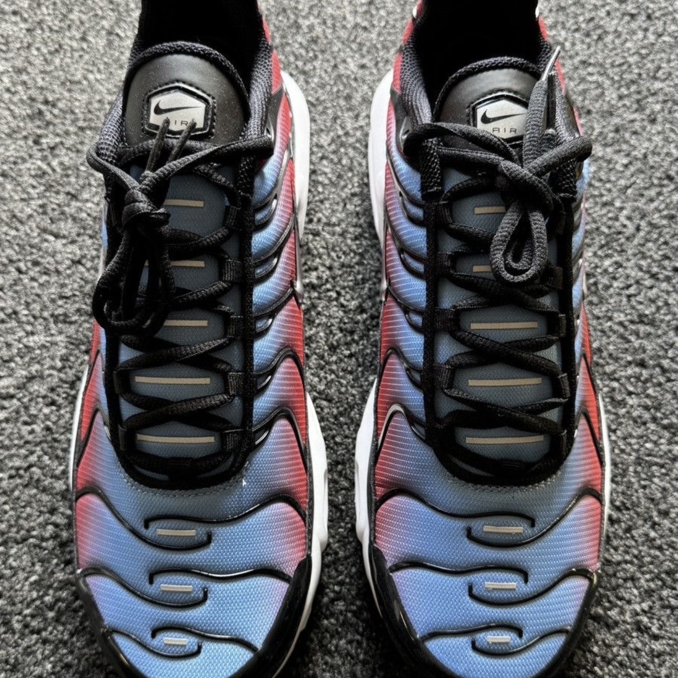 NIKE AIR MAX PLUS 藍紅漸變 氣墊 復古 舒適 休閒 HF5386-001