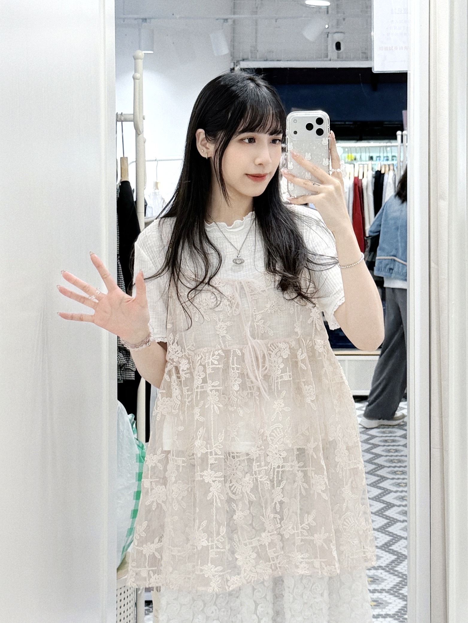 （停產）EA1239｜軟感max(˶˃ ᵕ ˂˶)♡ 雙木耳領直紋花花邊袖上衣