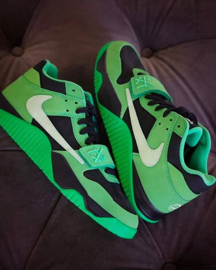 【逢甲FUZZY】Travis Scott x Jordan Jumpman Jack "Green Spark" IM9113-300