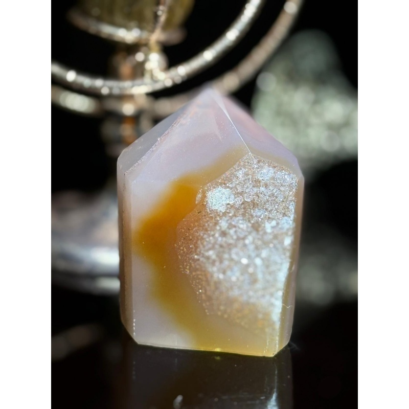 HKCG0327-017 能量瑪瑙屋 55mm x73mm (A17)