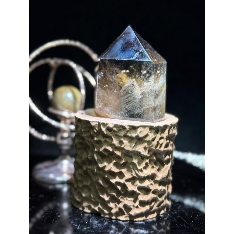 HKCG0327-052 超強靠山幽靈山水晶柱 (A52)