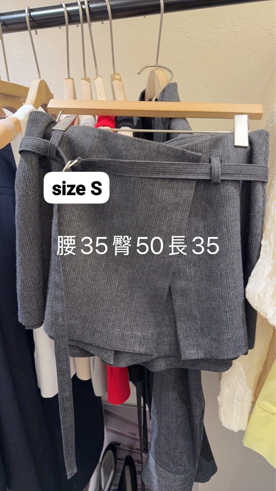 WJ6043 仿開頁腰帶短裙褲