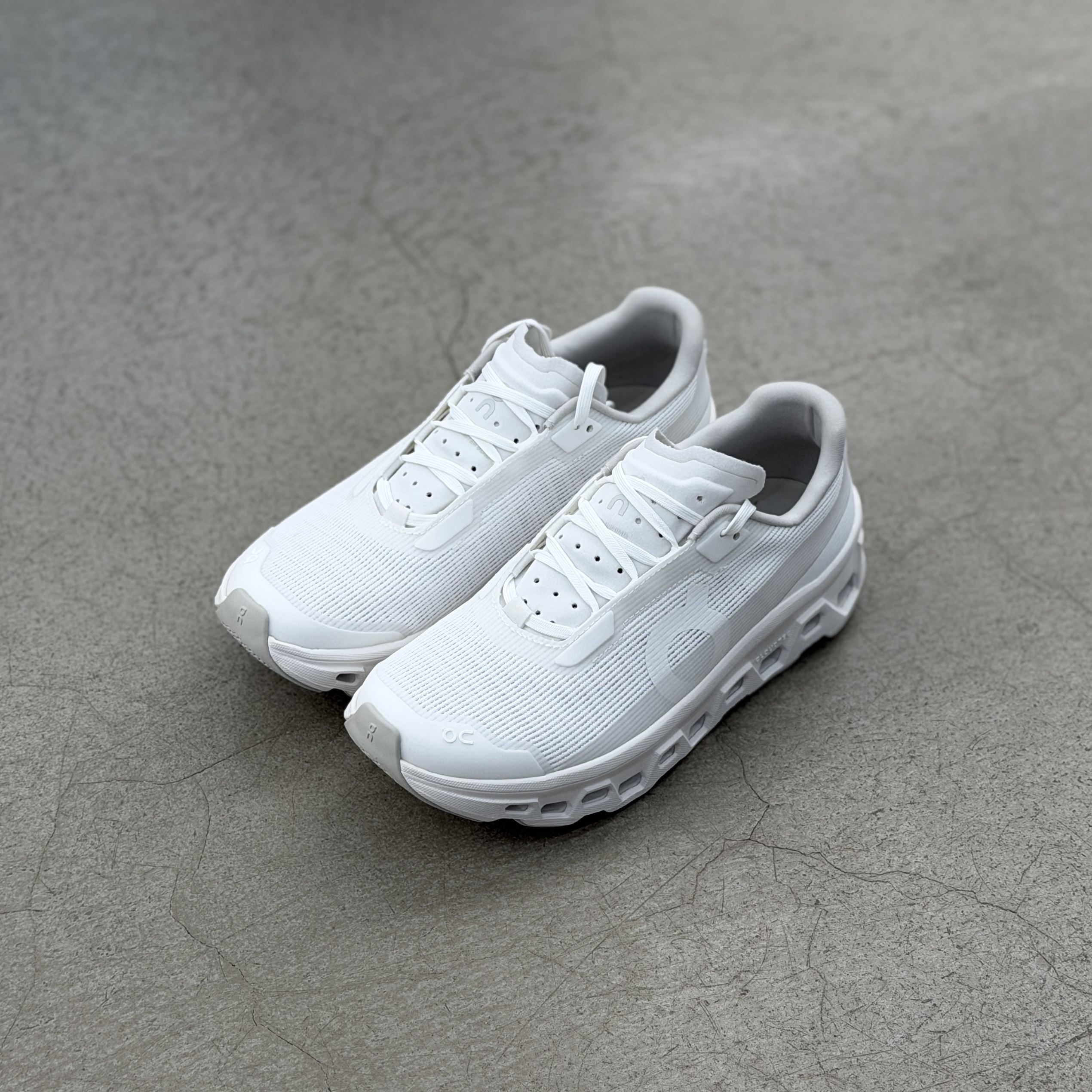 On Cloudmonster Void W White