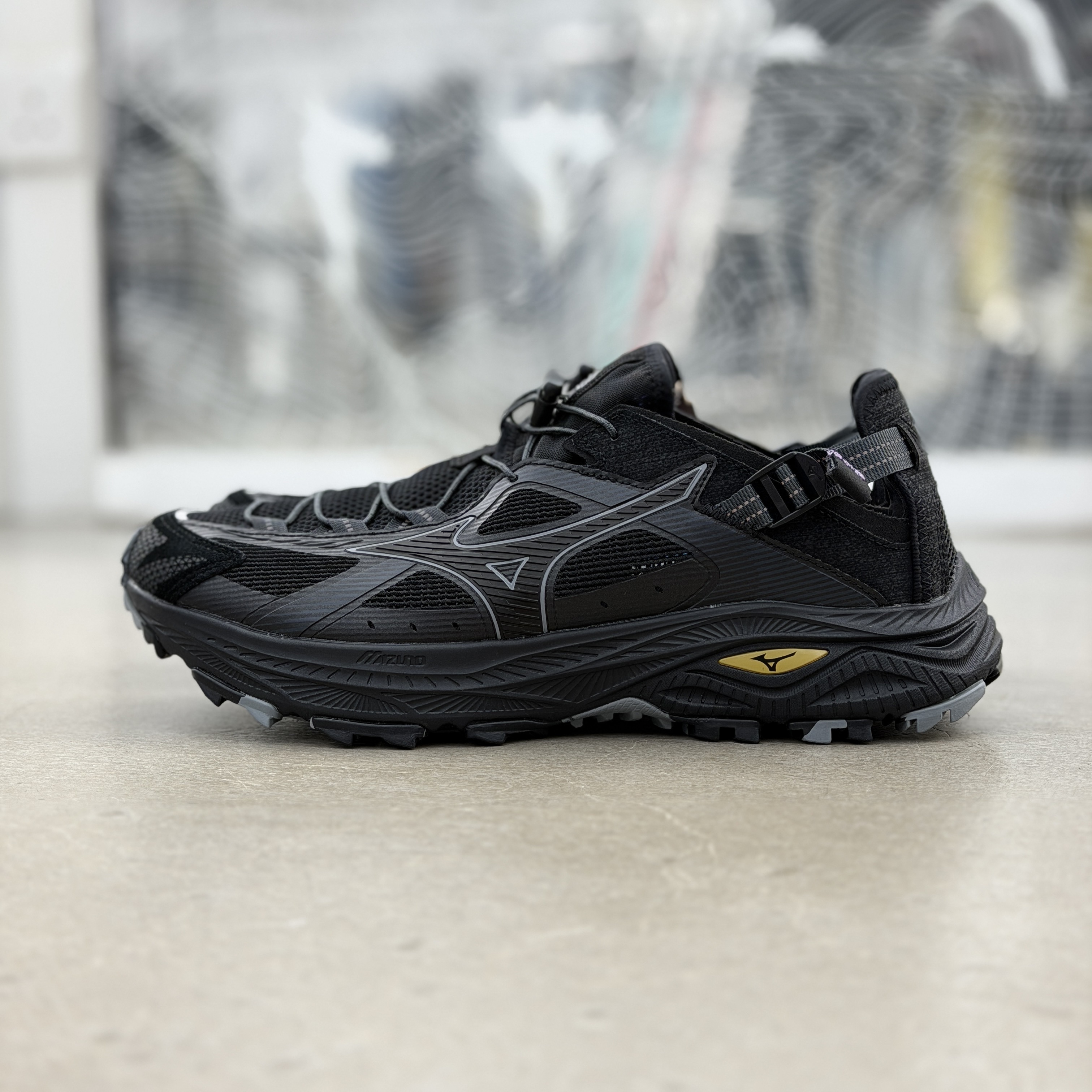 Mizuno Racer Trail SE V2- Black l D1GH261201