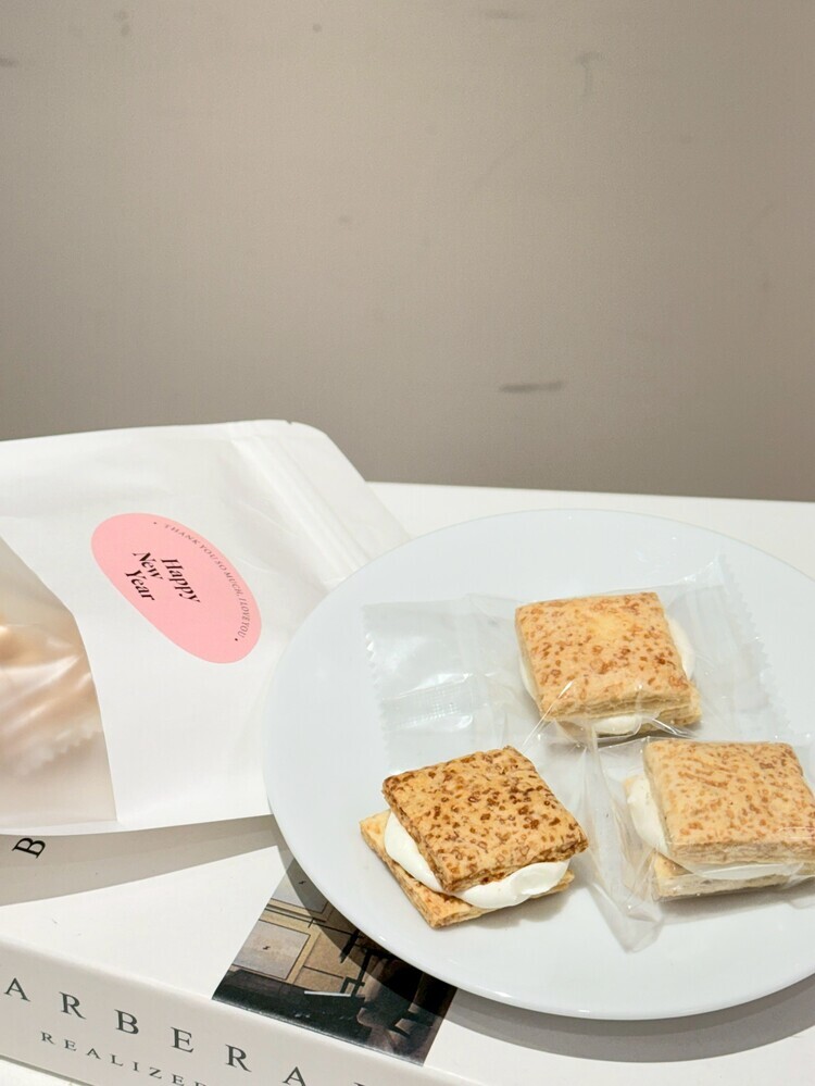 好吃003-『3盒』鹹蛋黃方塊酥(18塊)((不列入會員折扣))