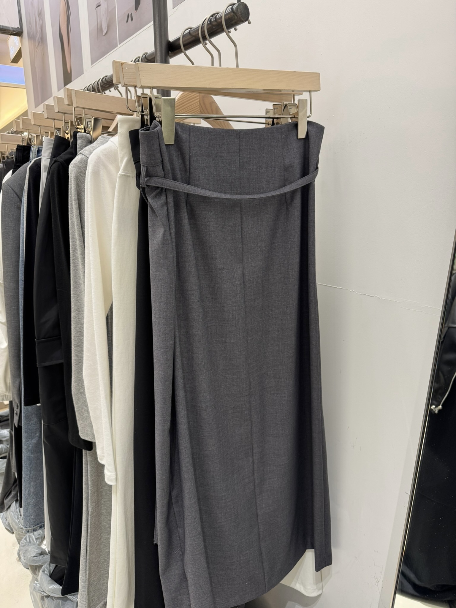 U15 開衩綁帶半裙S/M(黑/灰)