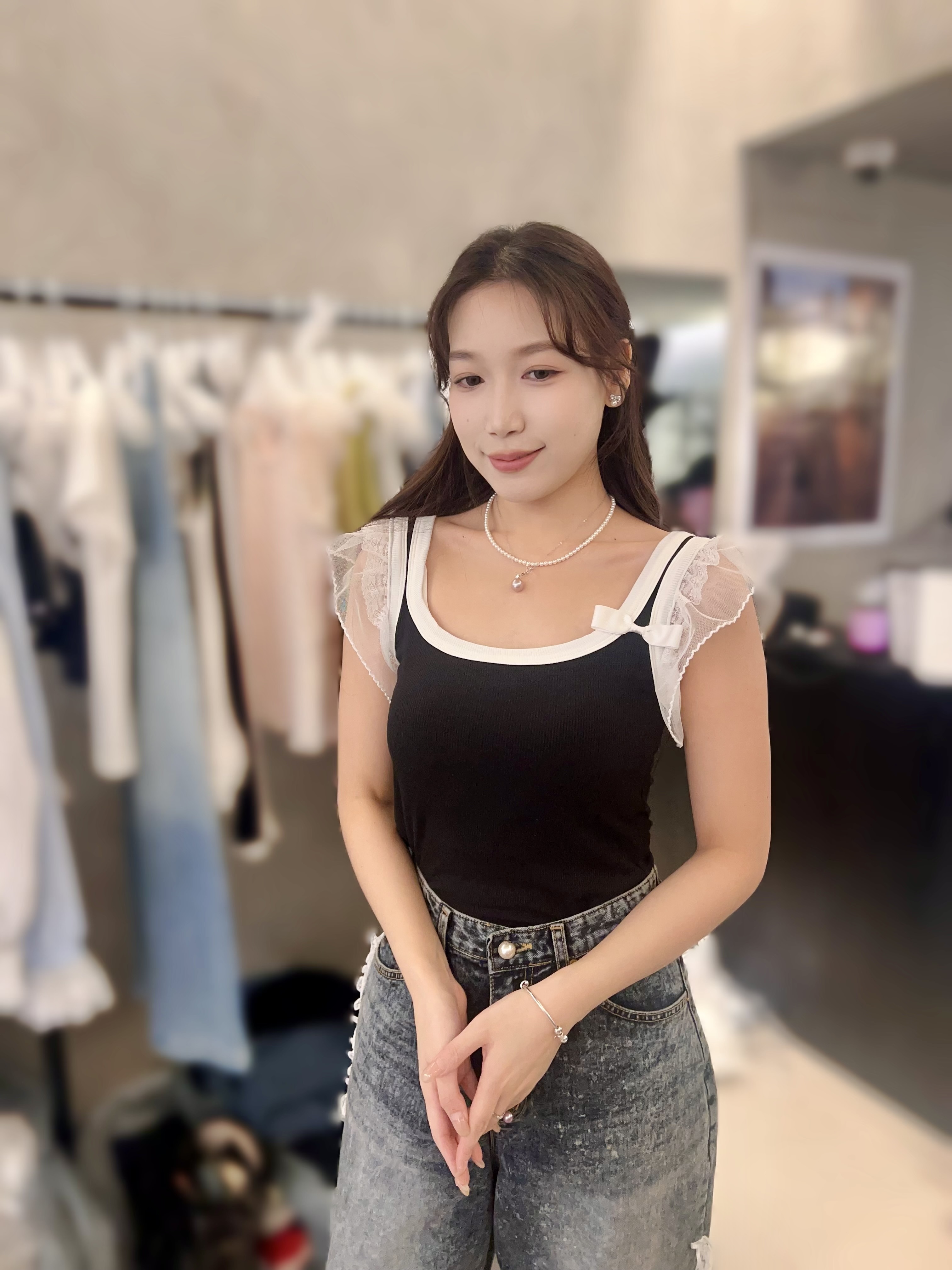 MP04  背心 手捧杯 有pad 胸32 -44 長 19 $459[一口價]