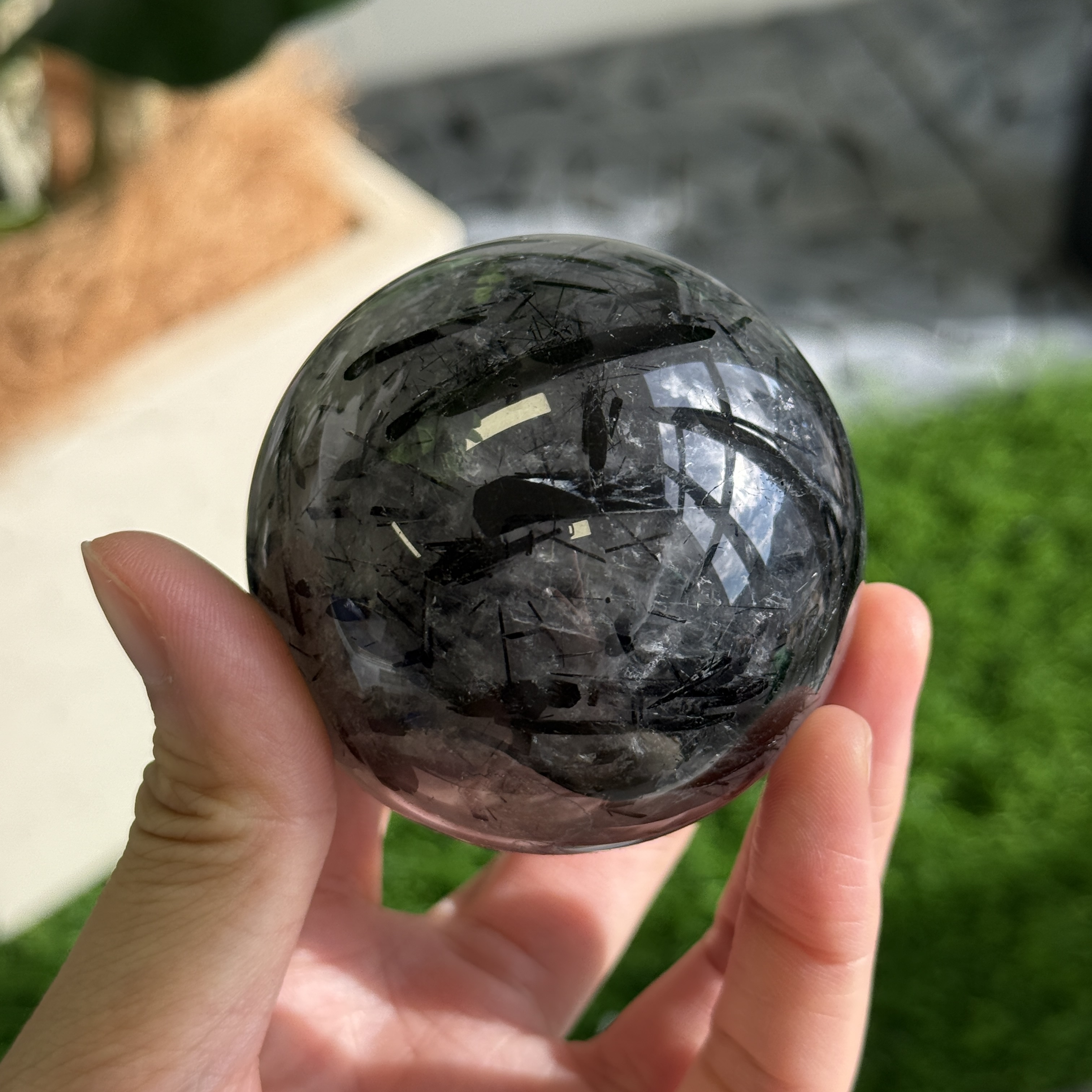 黑髮晶球 6.1cm BQ1621