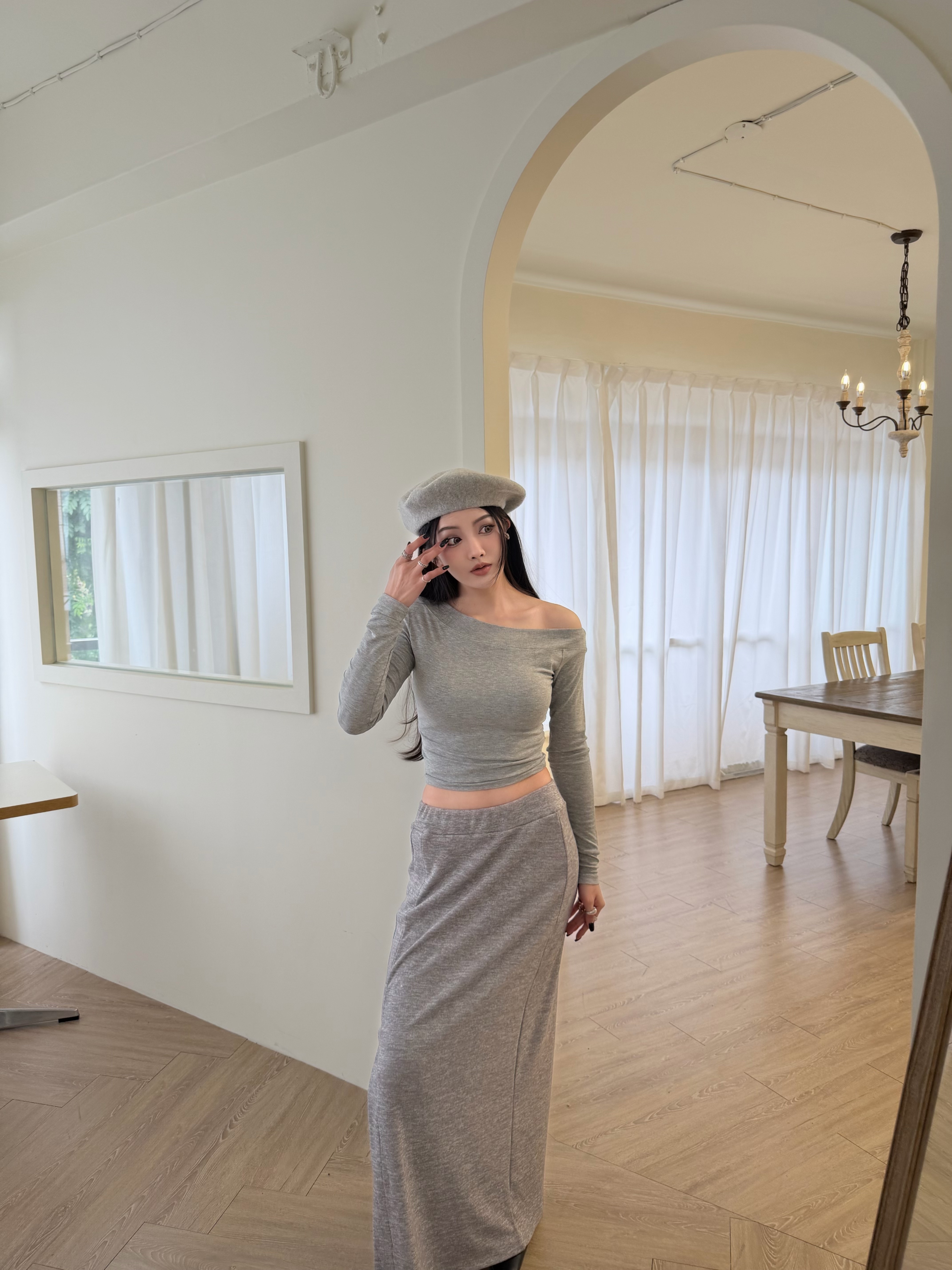 【現貨】 A01 超彈超親膚斜肩上衣