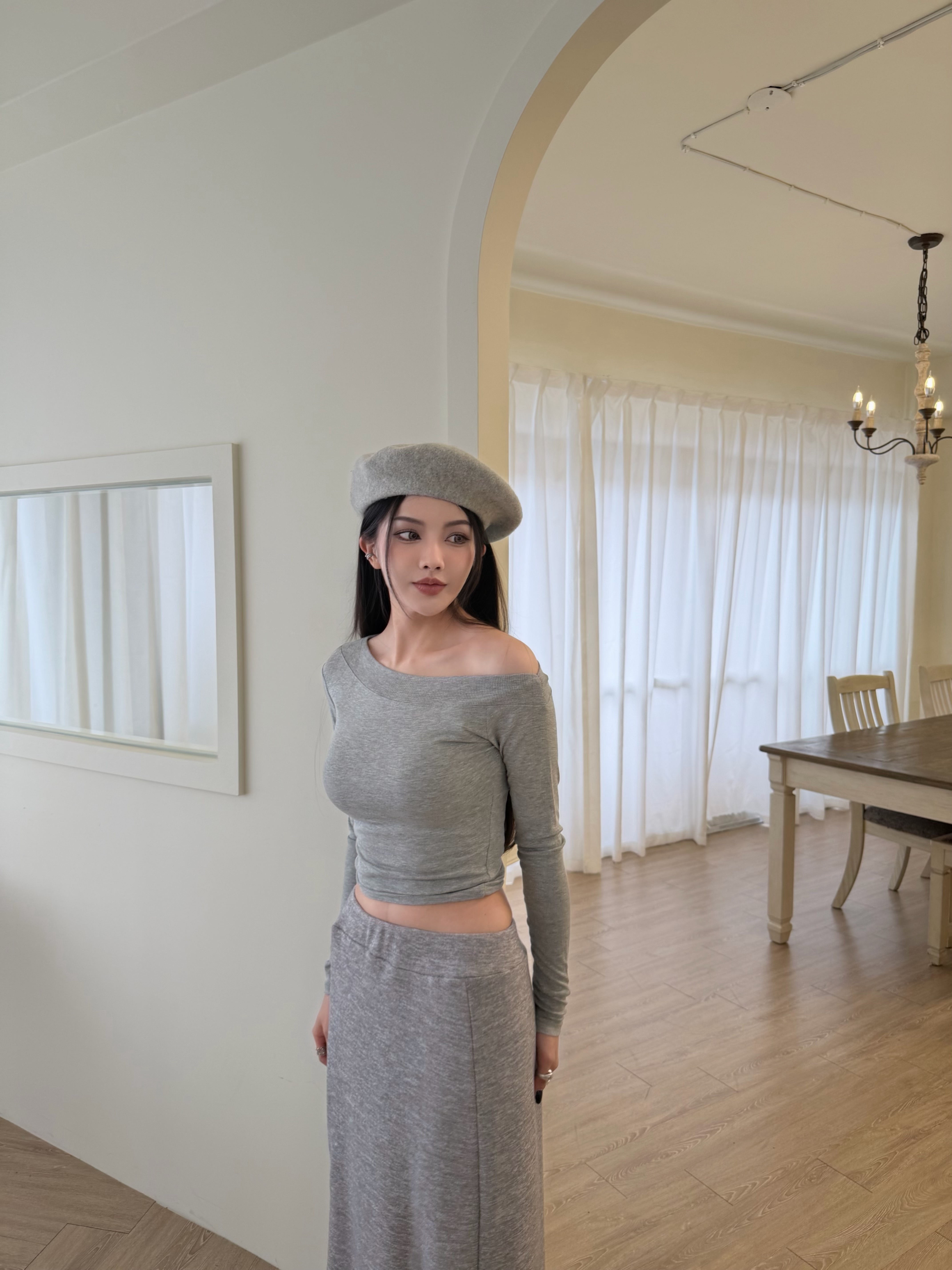 【現貨】 A01 超彈超親膚斜肩上衣