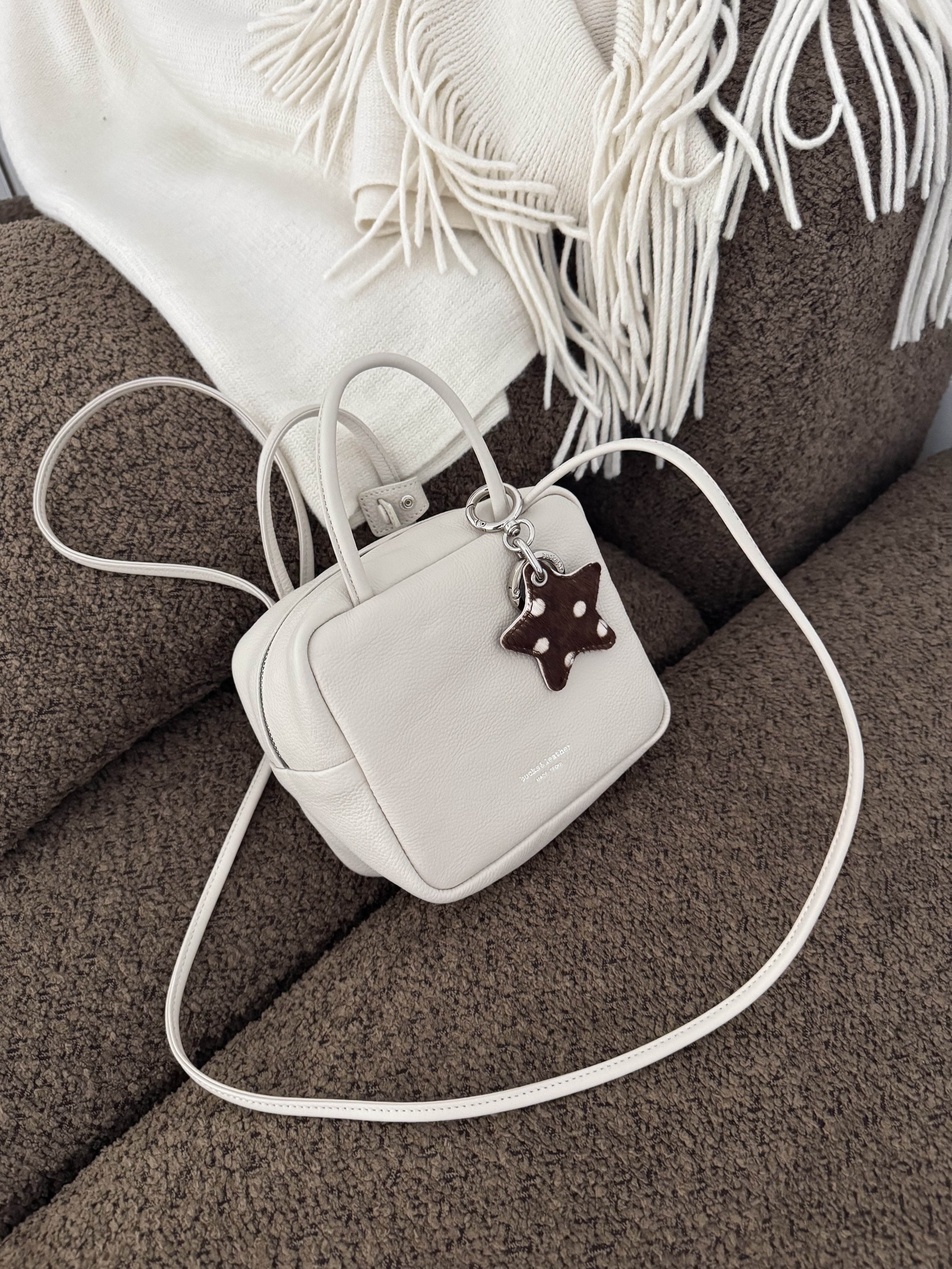 L05 方塊牛皮包包 (咖色/米白)