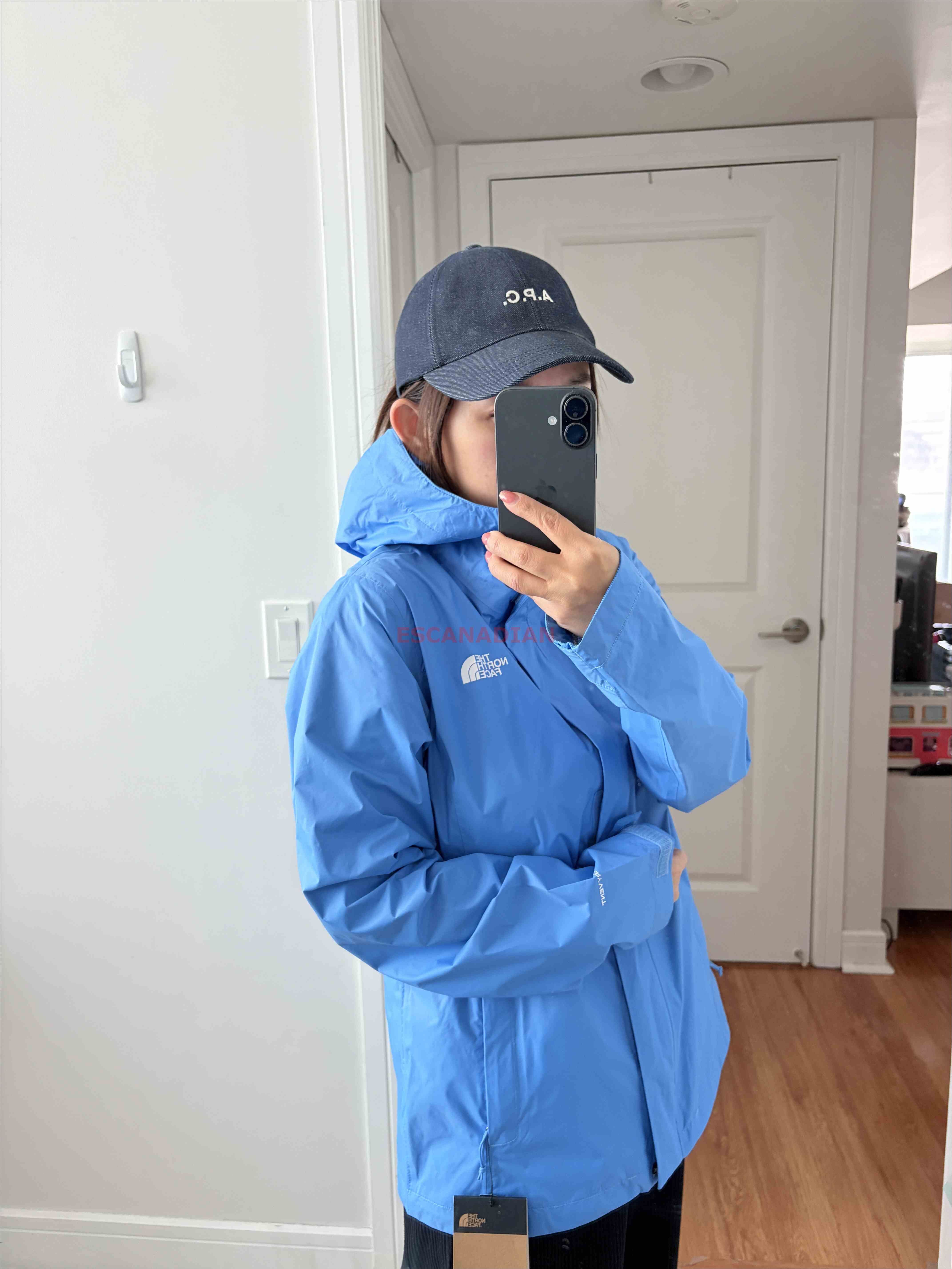 THE NORTH FACE 女大人 Dryvent面料 多功能 高係數防水 防風 可收納 連帽 風衣外套