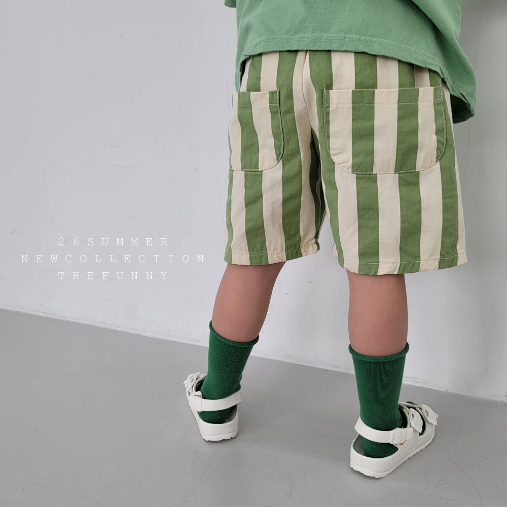 90-140 FUN 寬直紋短褲 2色
