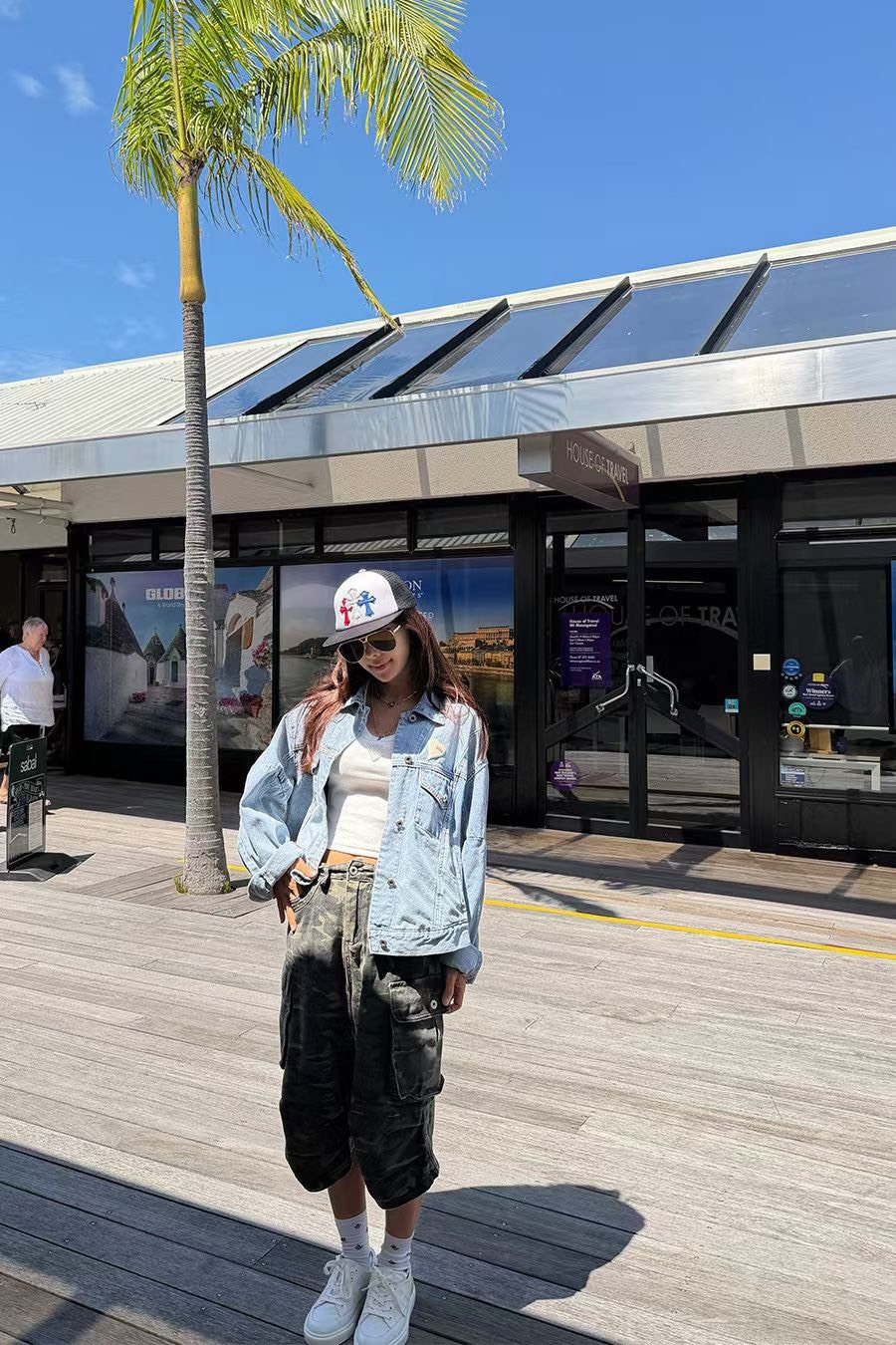 ANNA-小愛心貼布牛仔外套