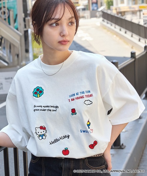 日本🇯🇵連線 MONO-MART X Hello Kitty 日本正版聯名 Hello Kitty刺繡印花T恤 寬鬆 落肩 短袖 6款(任買兩件711免運)/預購