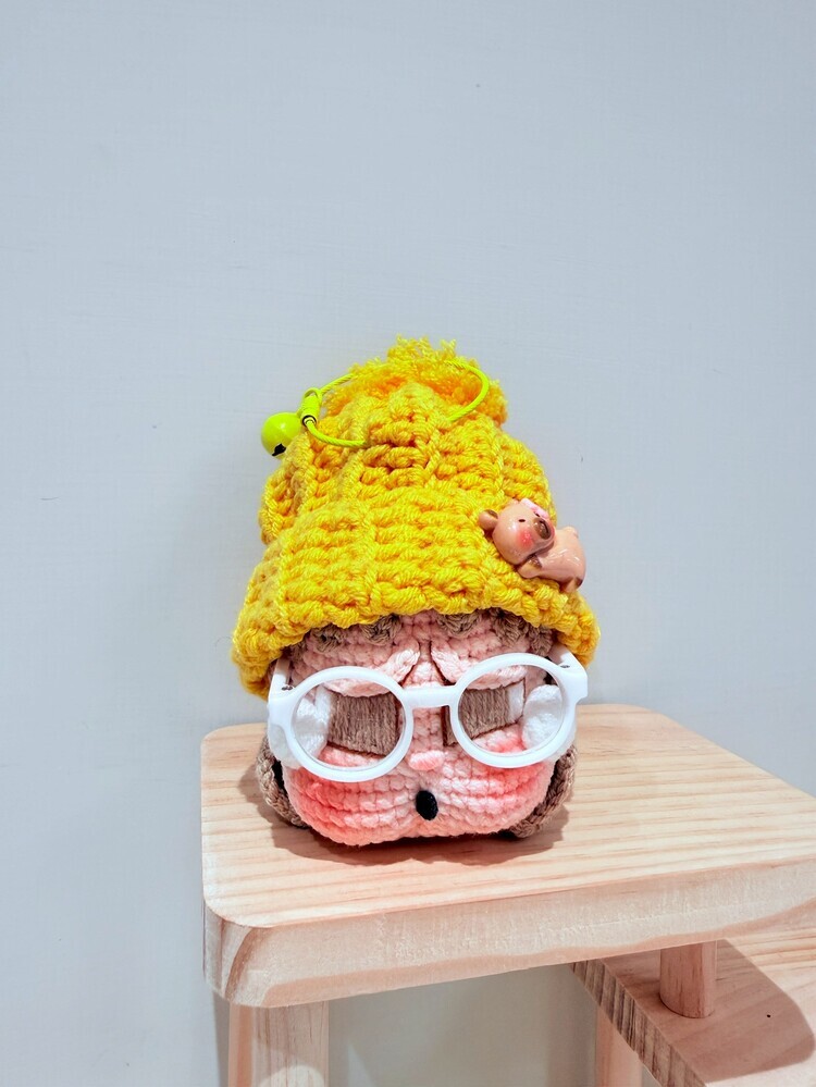 黃藍綠毛球毛帽眼鏡大頭眼淚哭娃吊飾-1號