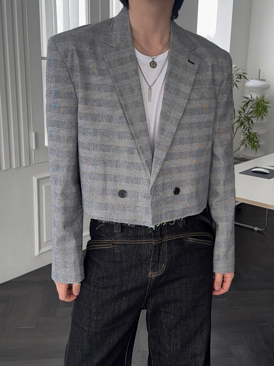 格紋短版西裝外套