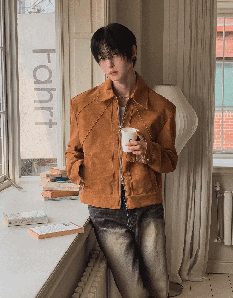 裂紋皮革墊肩夾克