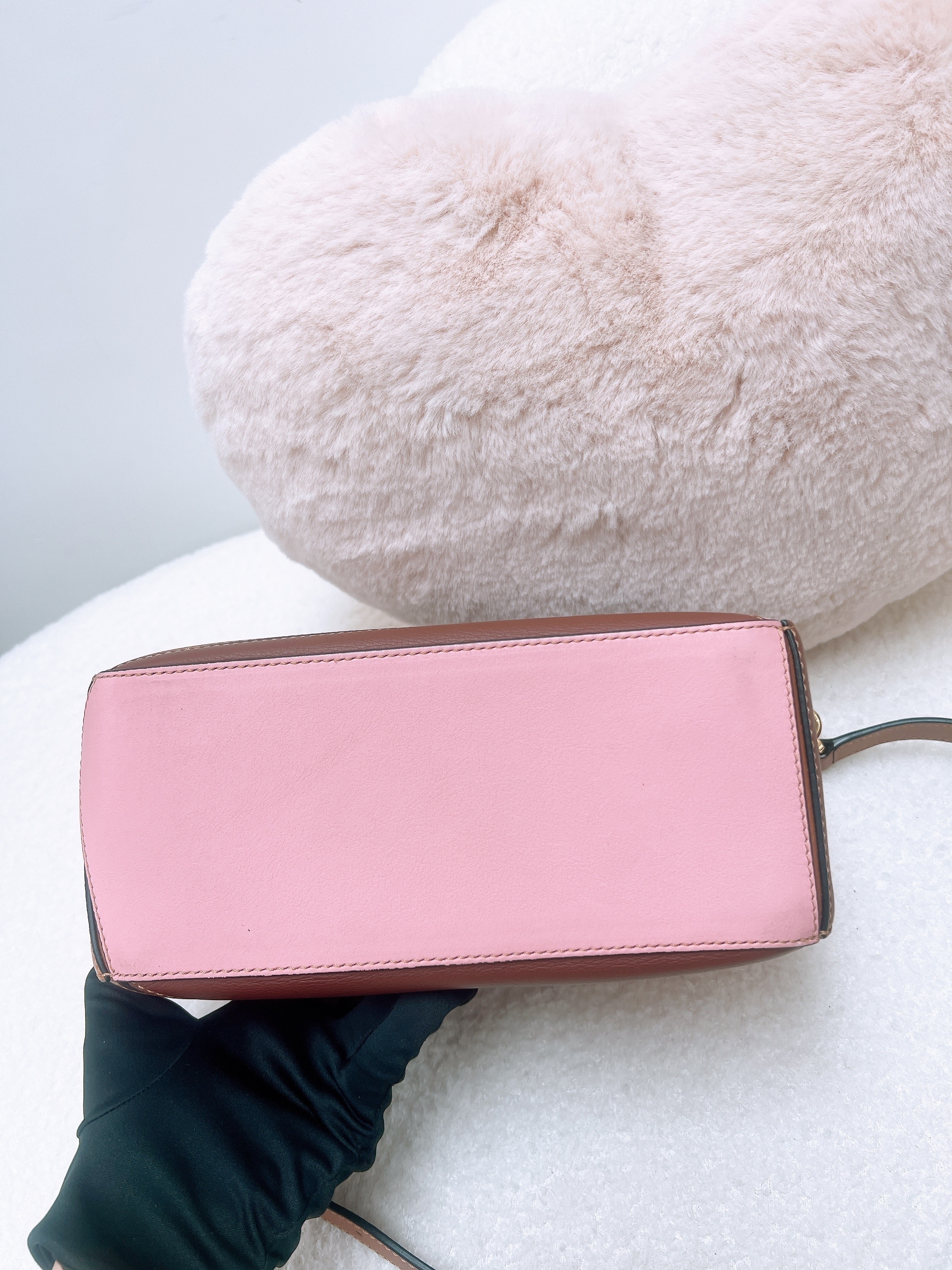 Loewe puzzle small (brown/ pink)