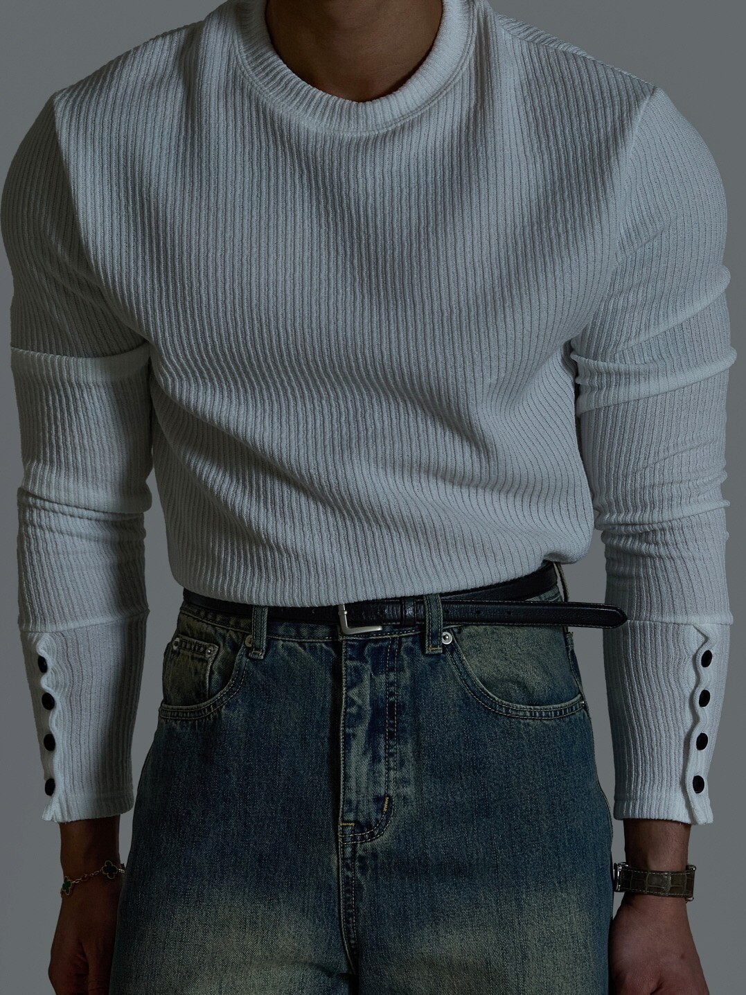 Perid 紐扣袖修身針織上衣