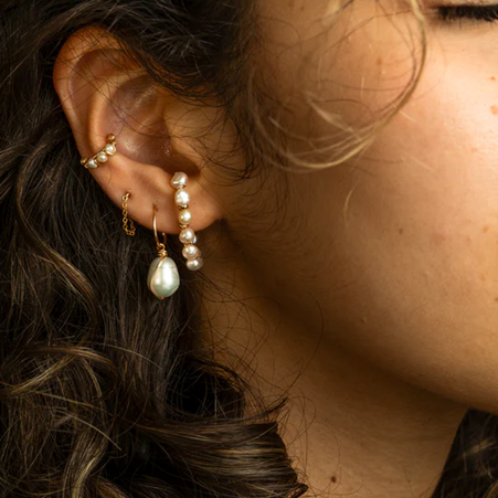 1YA0326-252 [YAY PARIS] Fake Wave Piercing Cultured Pearls Laminated Gold #23SSC-320pava101 (EU)