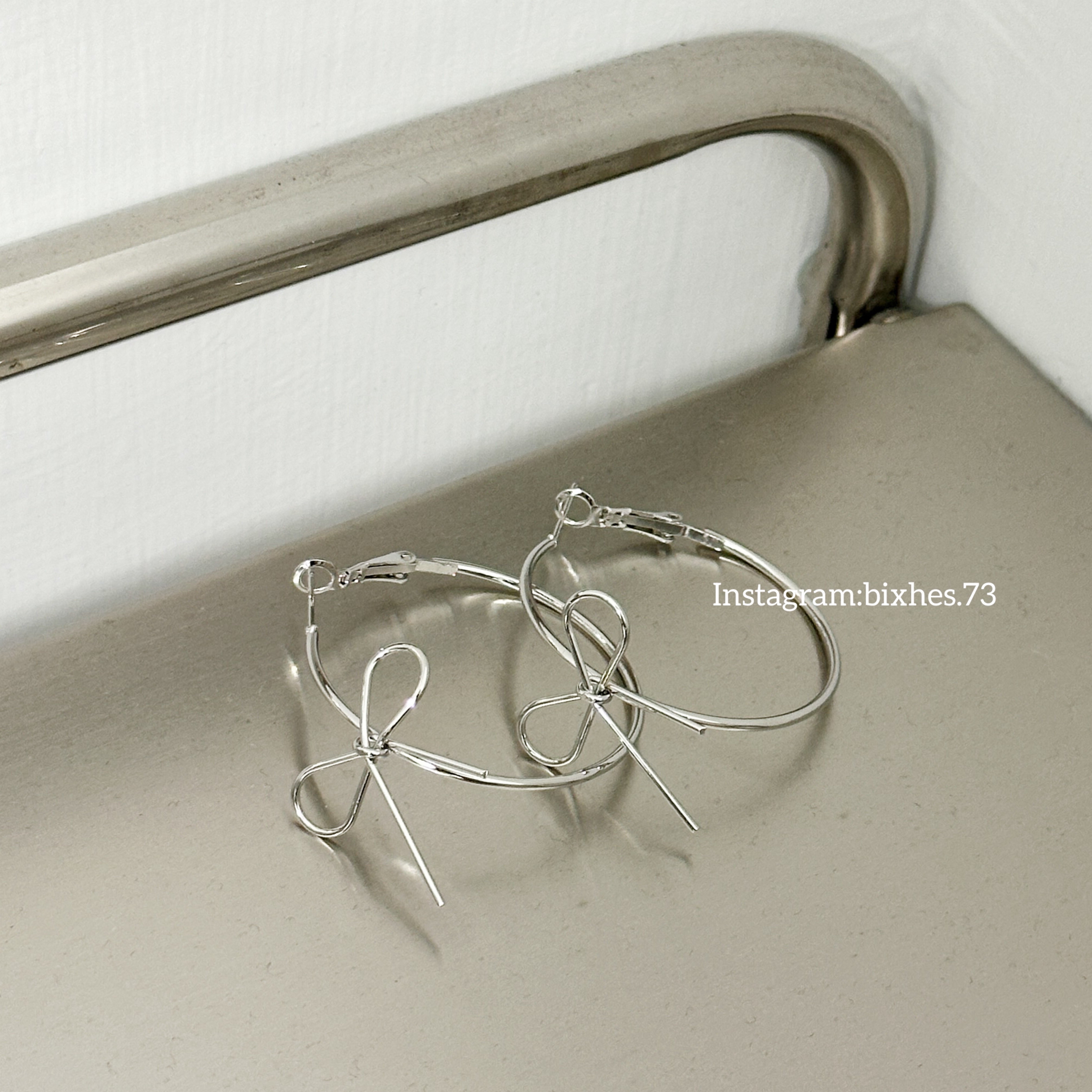 金屬蝴蝶結耳圈(K00017)