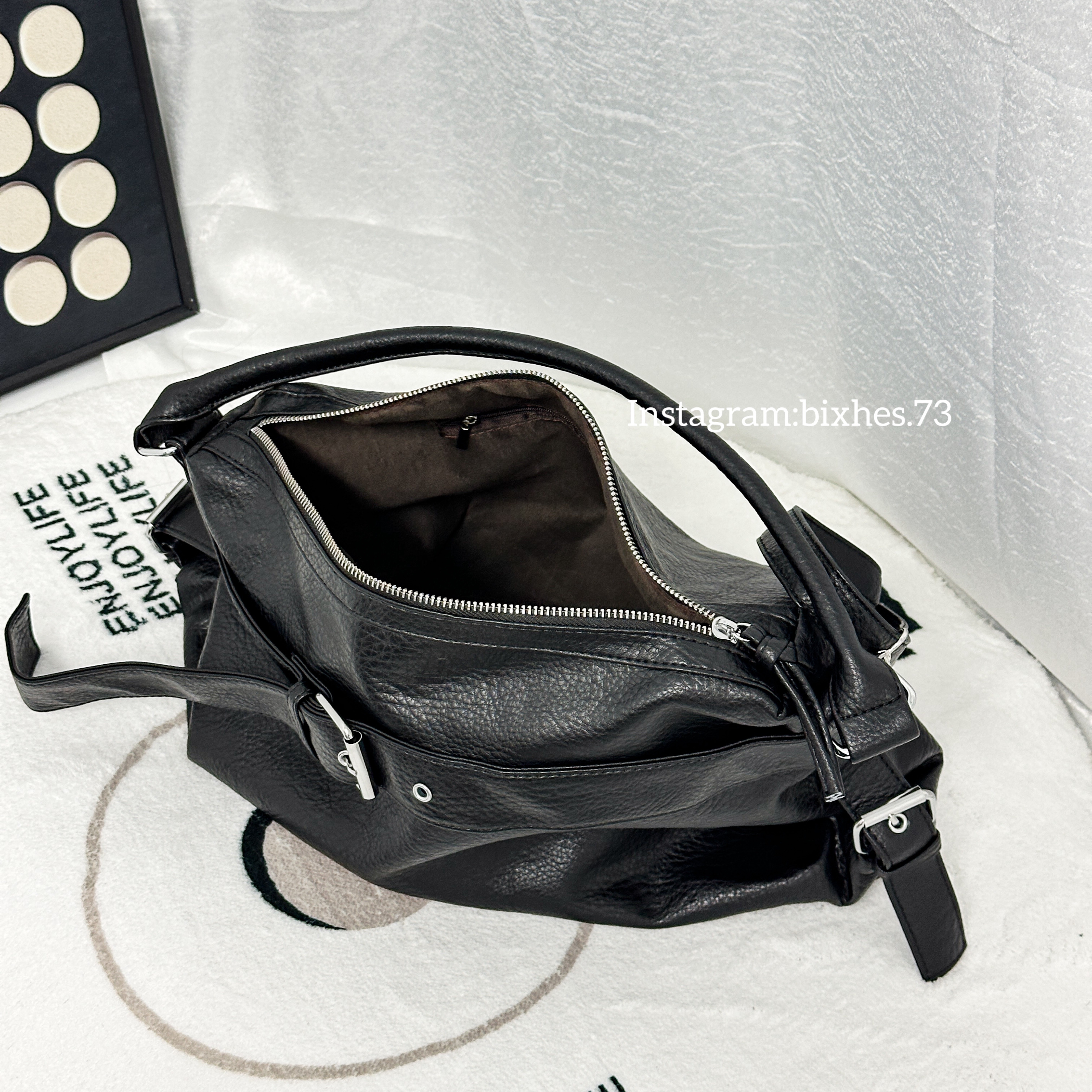 銀扣皮帶造型大包(M00001)