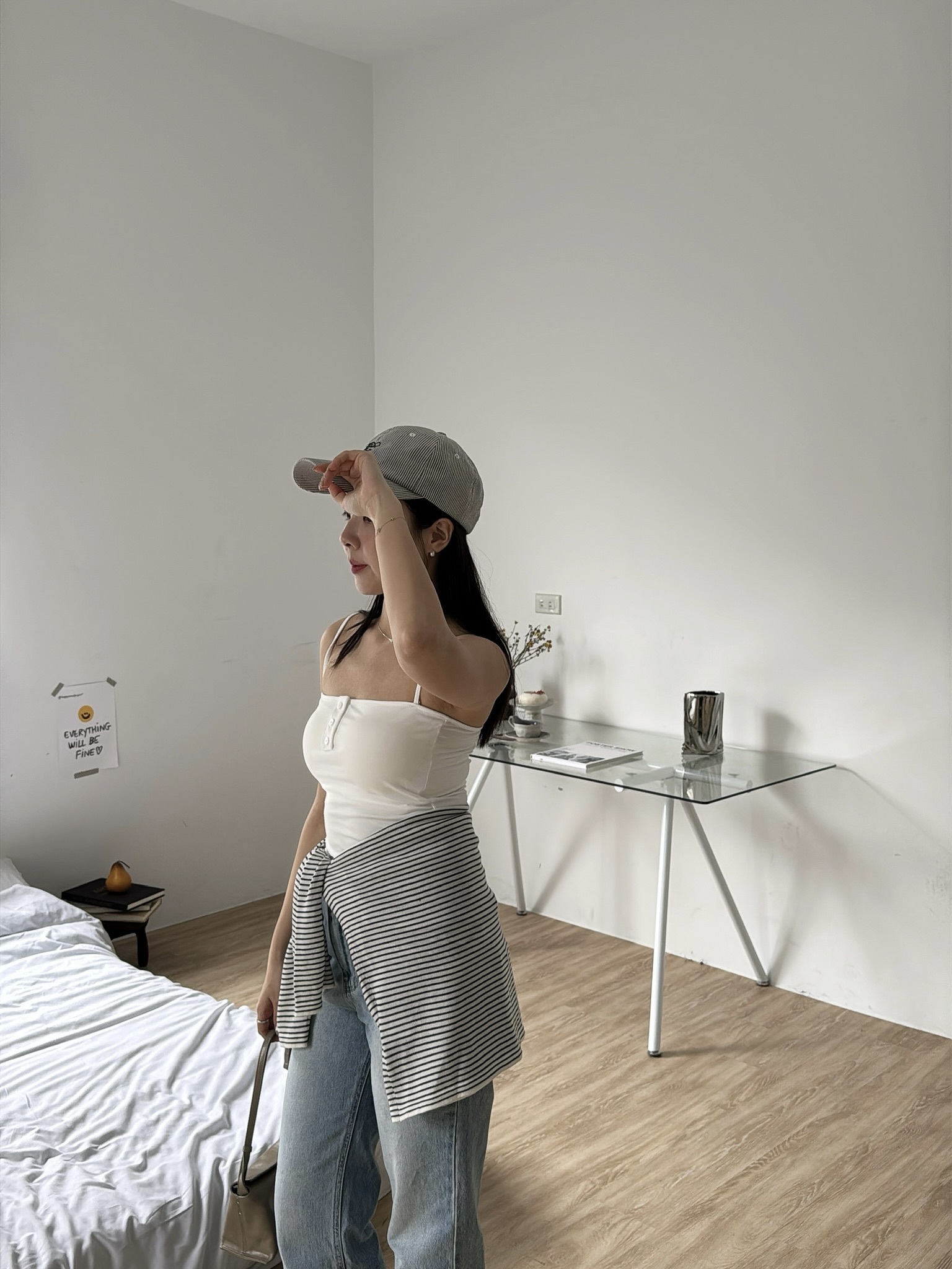 U05 細肩帶平口bra top(灰/白/咖/黑）