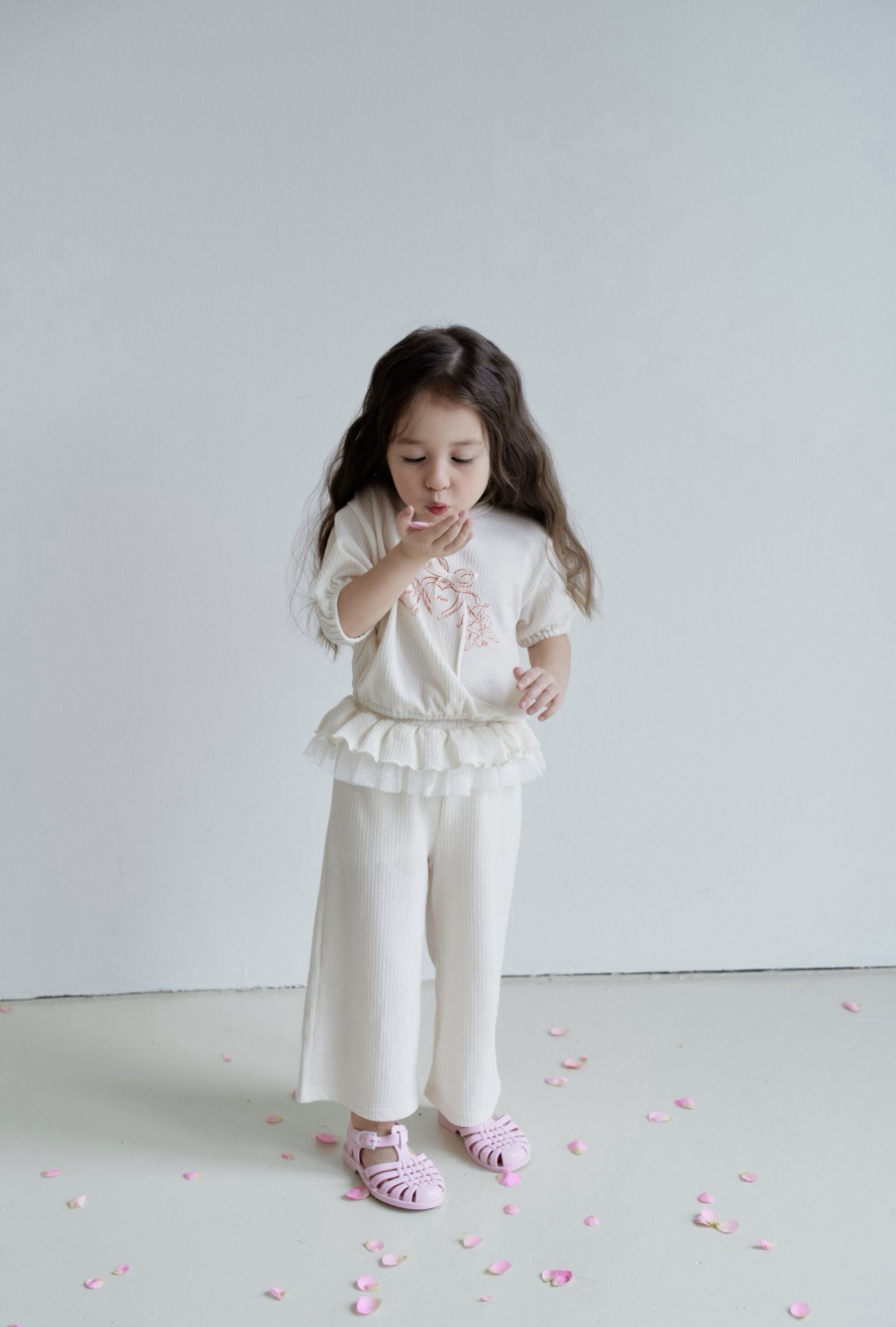 Momo Ann Angel Set