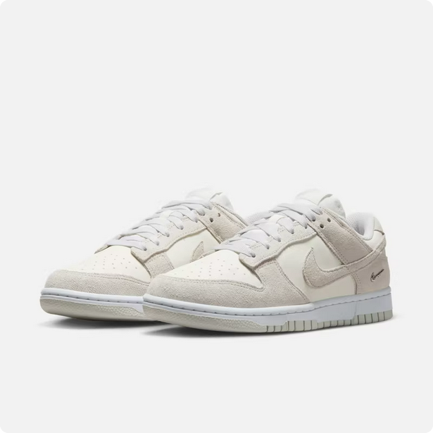 【預訂】NIKE DUNK LOW 小銀剔麂皮淺奶灰-WOMEN