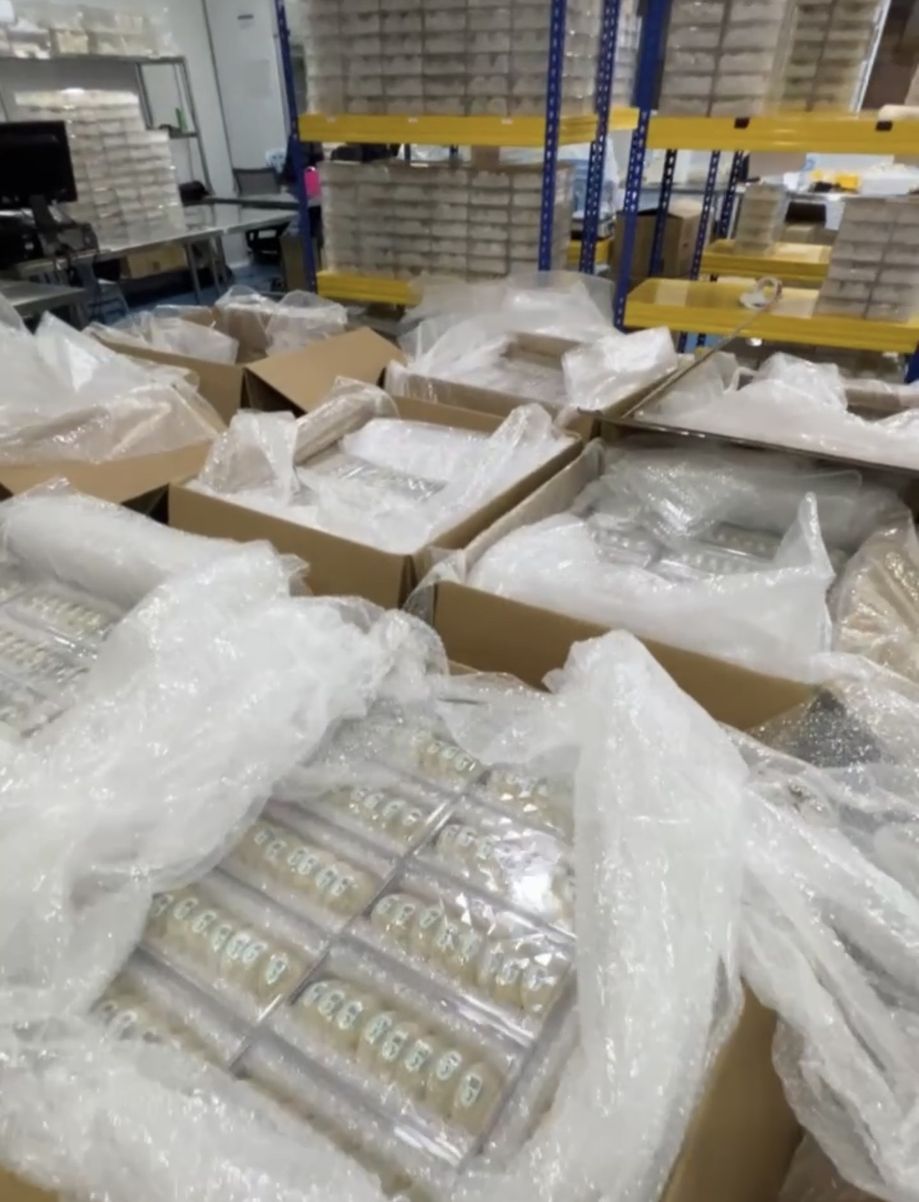 ASPI 美燕窩的乾燕盞 - 溫濕度嚴格控管之常溫倉儲成品