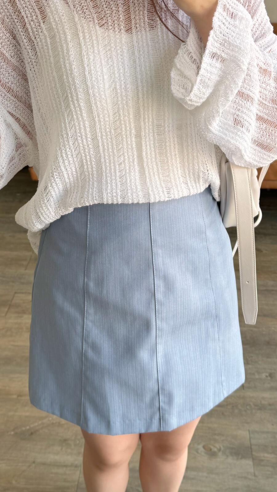 KR526 暗紋顯瘦牛仔色微A裙-2色