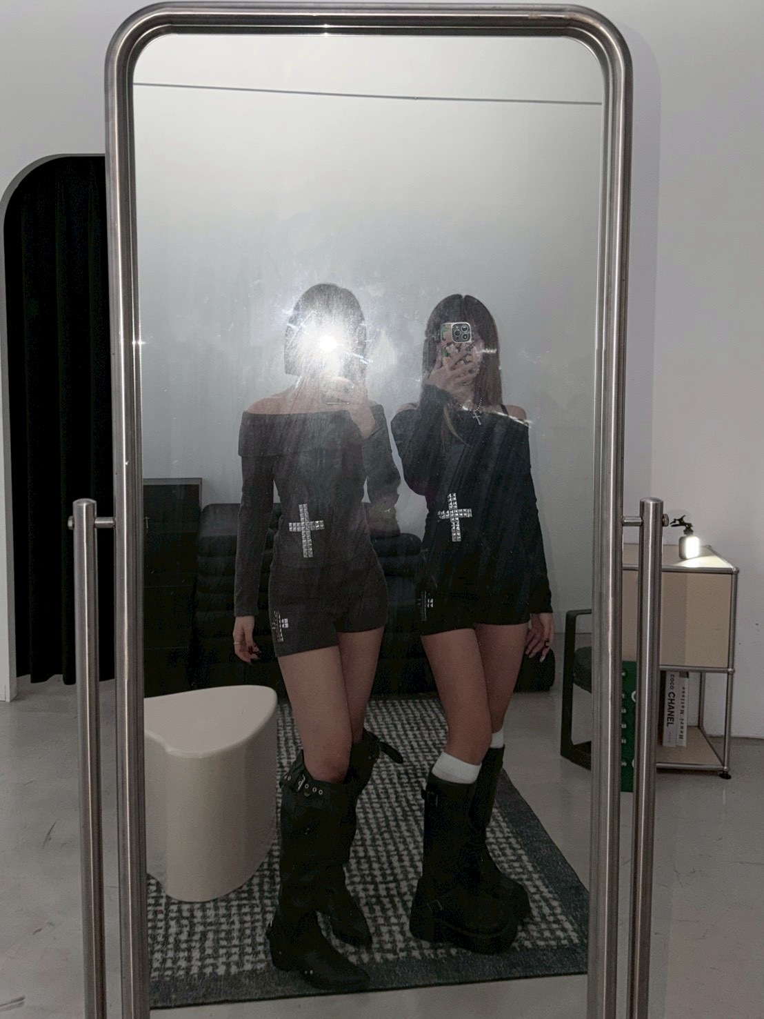 十字套裝 翻邊一字領+包臀短褲 2colors (可拆買)